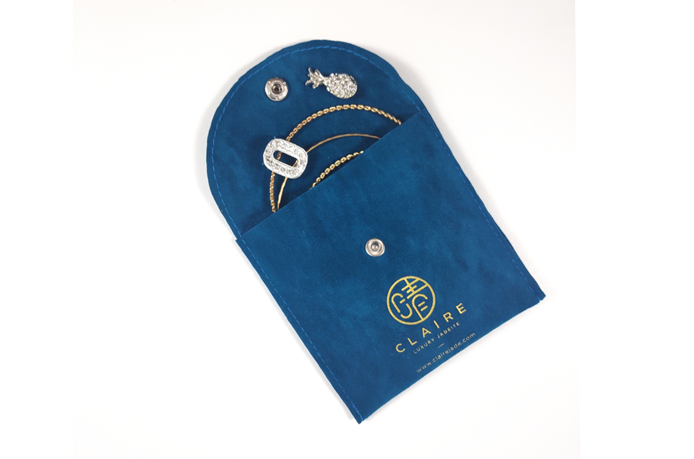 The role of the jewelry bag